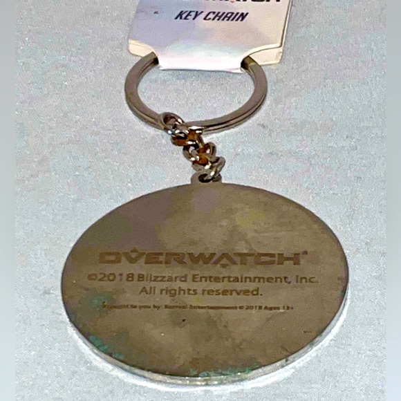 Overwatch Keychain Logo Metal Keyring Video Game 2018 Blizzard NWT - Picture 3 of 3